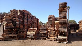 pallet supplier simi valley Doovis Pallets